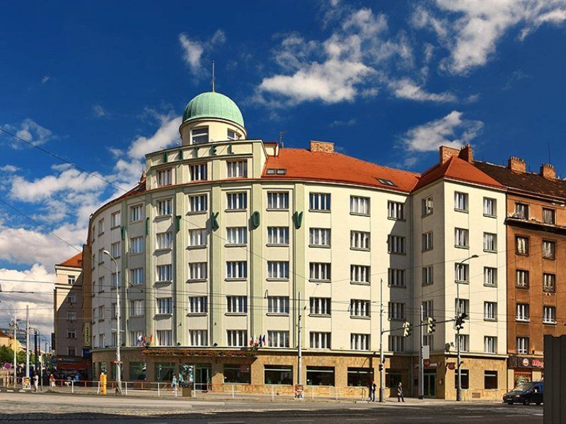 Hotel Vitkov Прага Екстериор снимка