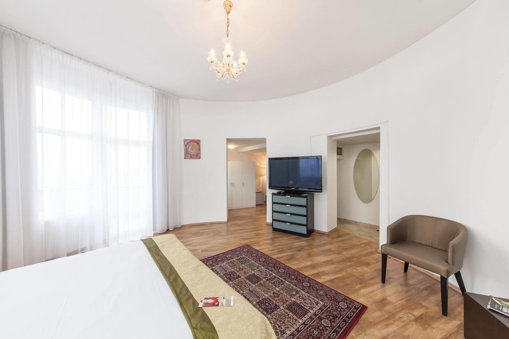 Hotel Vitkov Прага Екстериор снимка