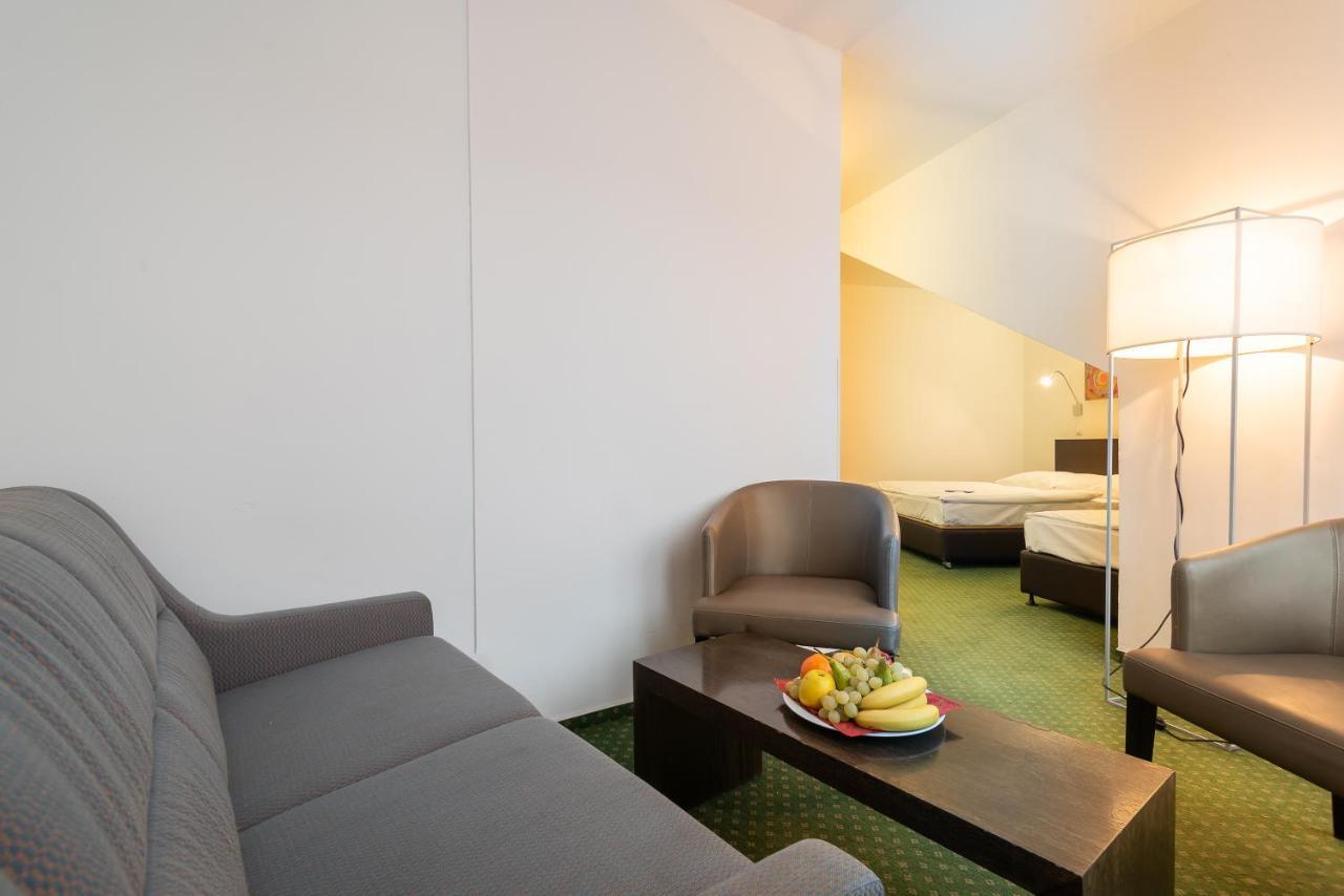 Hotel Vitkov Прага Екстериор снимка